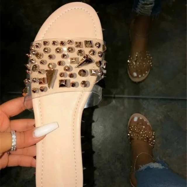 Летние женские прозрачные шлепанцы на плоской подошве с заклепками Модные