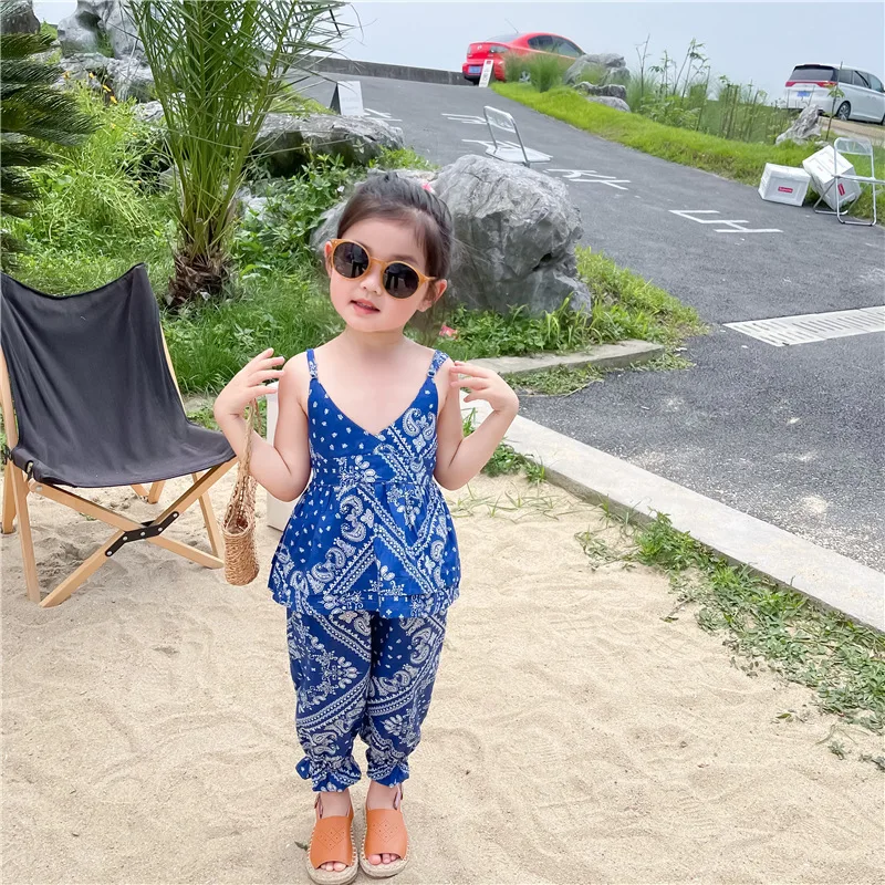 

Girls Print Suit Sets 2021 Summer New Little Girl Vest Camisole Anti-mosquito Pants Western Style Vacation Two-piece Suit Kids
