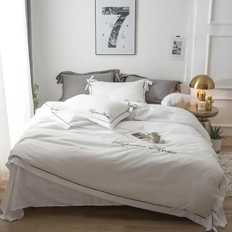 Комплект постельного белья из 100% хлопка белого кремового и серого цветов