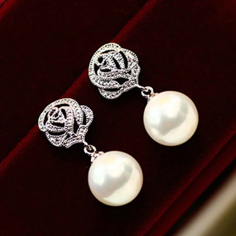 

New Temperament Earrings Fashion Inlaid Zircon Rose Imitation Pearl Earrings Long Girl Earrings