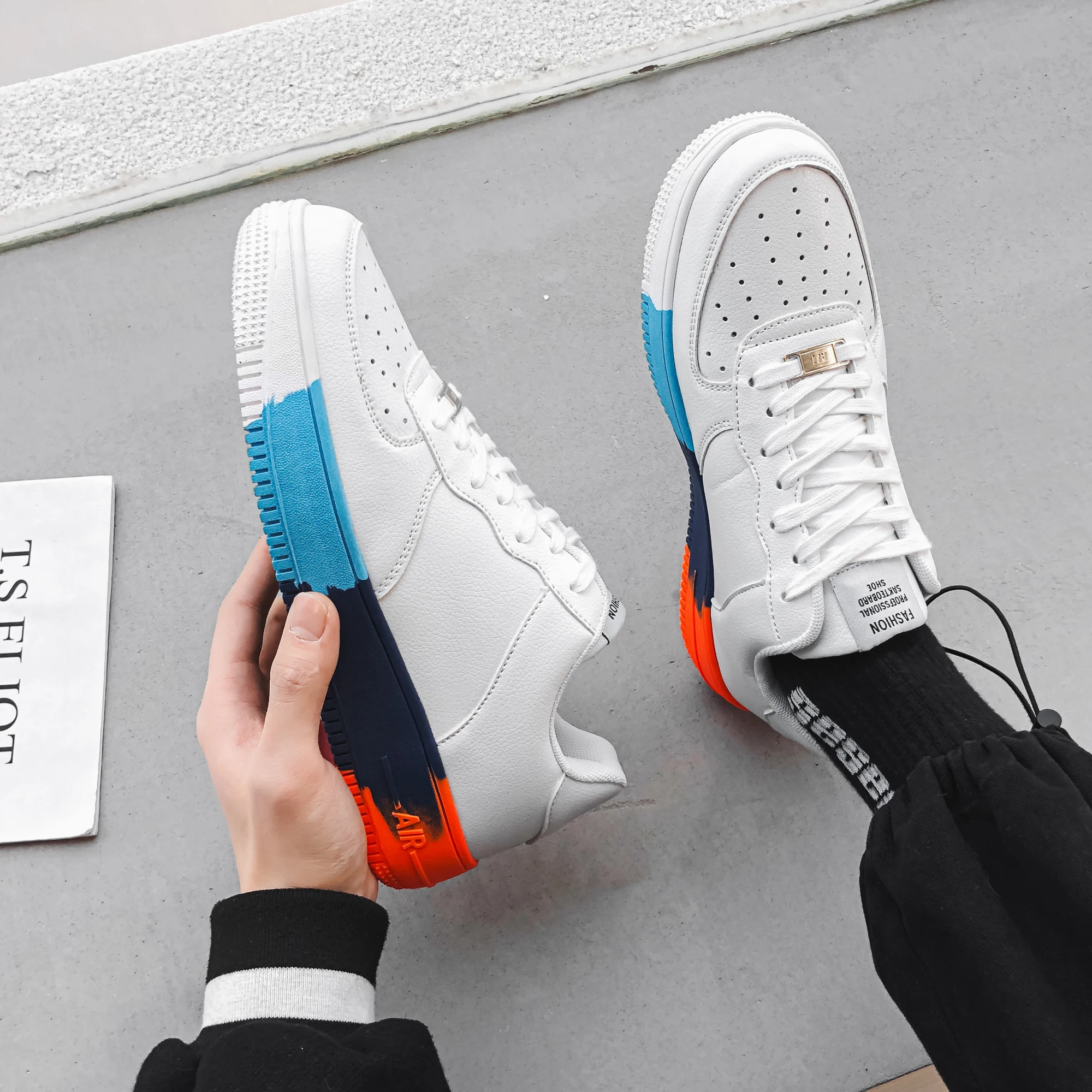 

2021 New Autumn Fashion Breathable Personality Graffiti Shoes Men Casual Sneakers Shoes Men Shoes Zapatos De Hombre Sports Shoes