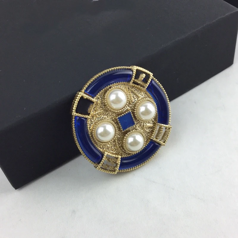 Hot Brand Fashion Jewelry For Women Blue Badge Brooches Party Sweater Brooche Signature C Name Stamp Navy Lifebuoy Brooches