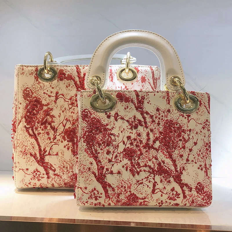 

Heavy craftsmanship, embroidery, beading, retro leather, large-capacity handbags, ladies' new fashion, diagonal shoulder bags