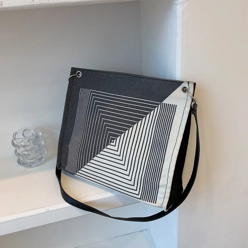 

Women's Bag Summer 2021 New Large-capacity Handbags Canvas Shoulder Simple Underarm Bag Simple Contrast All-match Crossbody Bag