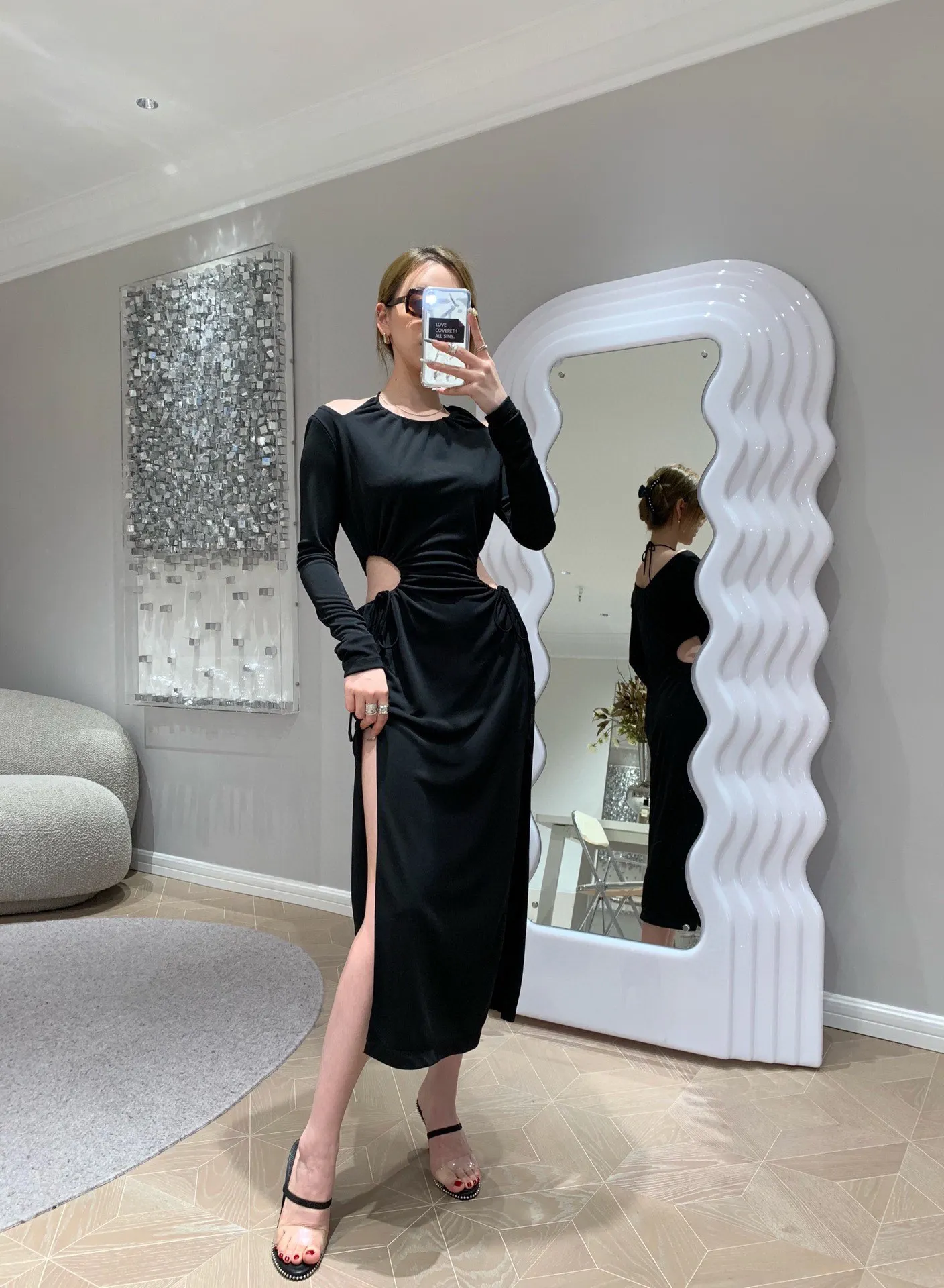 

Spring High 2021SS Quality Women Sexy Long Sleeve Waist Hollow Casual Dresses 2 Color Rmsx 1.03