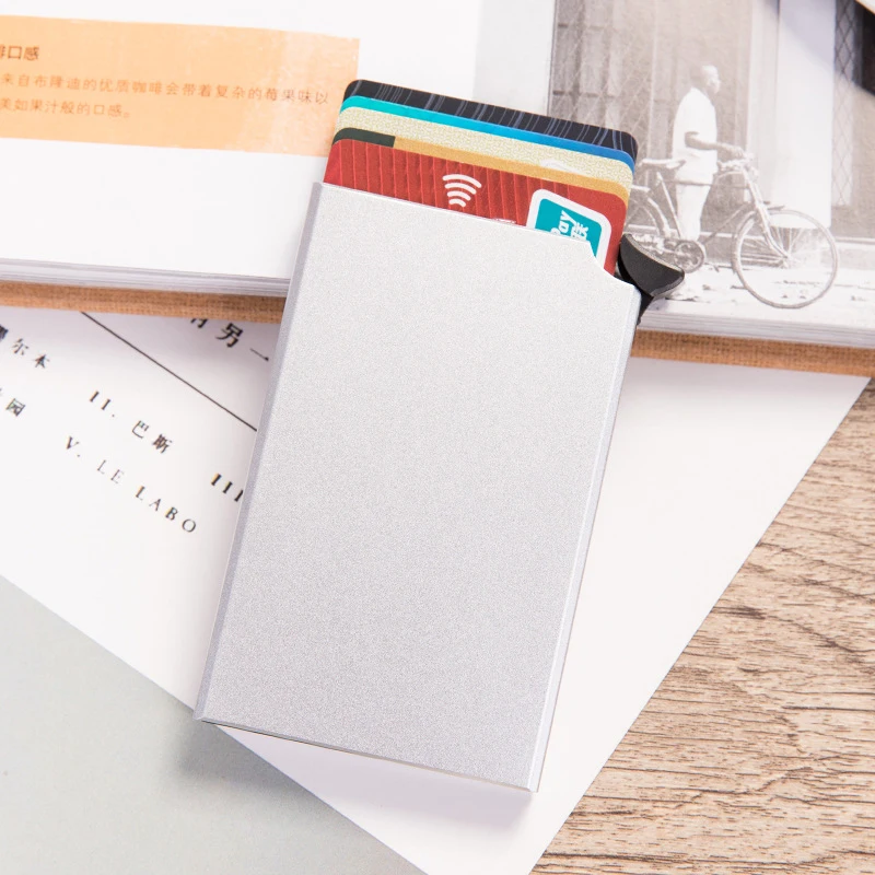 Чехол-Кошелек для кредитных карт магнитный с технологией RFID | Дом и сад