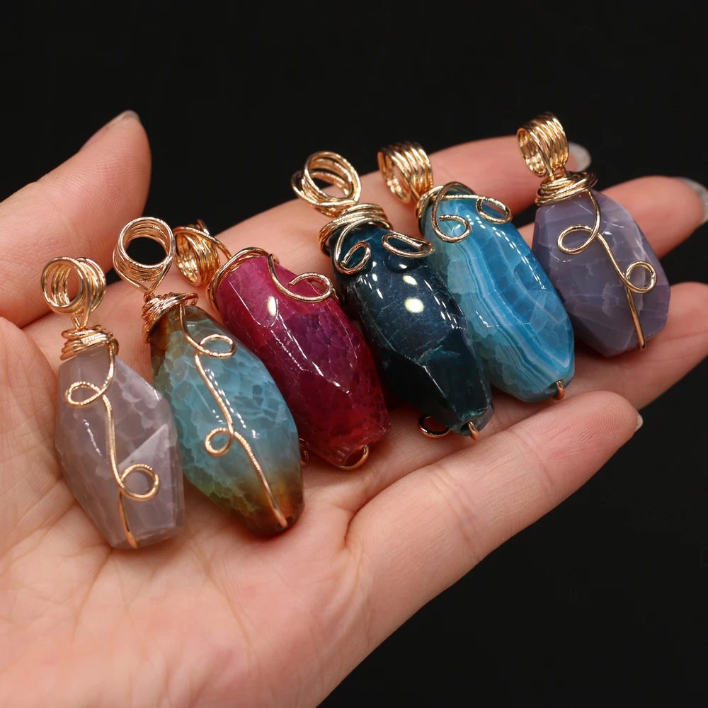 

2021 Best Selling Natural Stone Semi-precious Stone Irregular Dragon Pattern Agate Winding Pendant Making DIY Bracelet Necklace