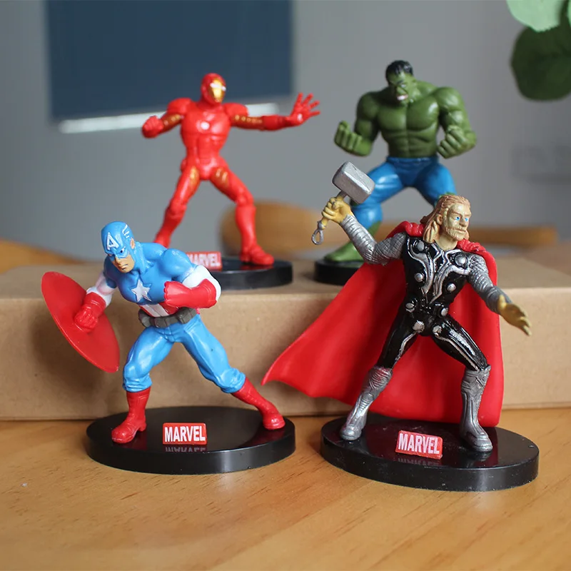 4 предмета в комплекте с изображением героев фильма Марвел фигура Мстителей