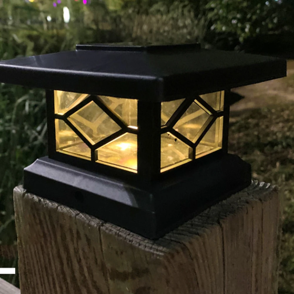 

Solar Post Cap Light Waterproof Energy Saving LED Solar Fence Light Warm White Light Decoration for Garden Fence