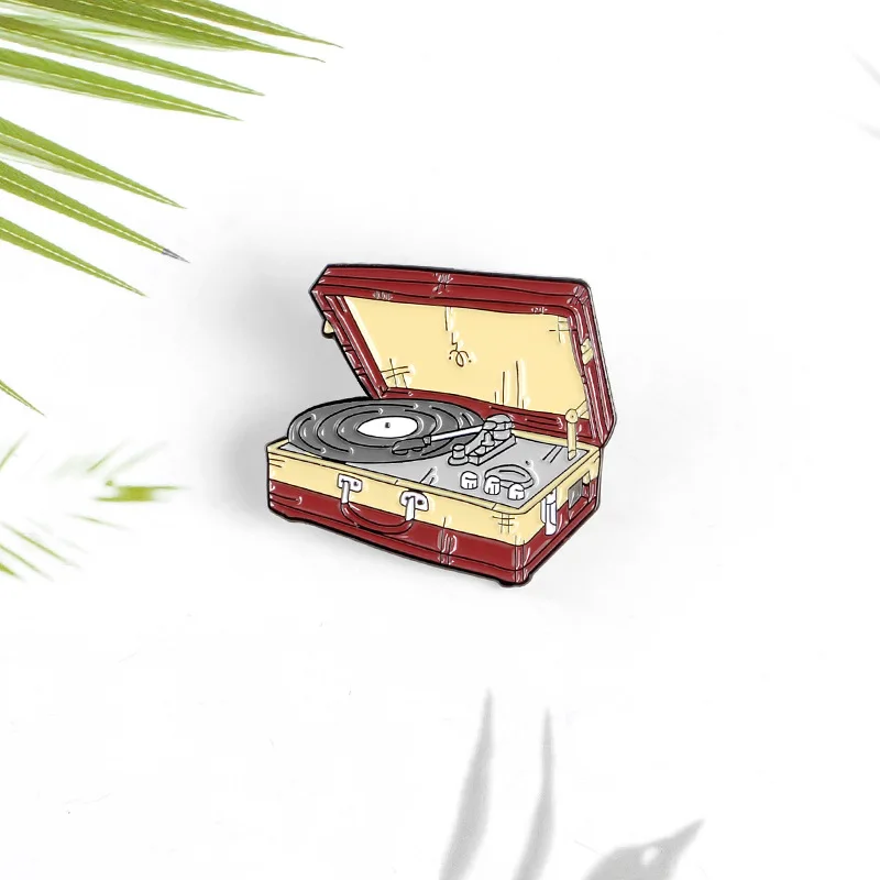 

Wish Hot Sale Model Suitcase Record Player Brooch Creative Disc Player Pin Cartoon Dripping Pin Badge Accessories Wholesale Gift
