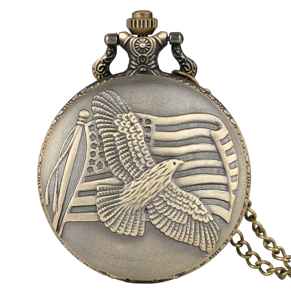 

Antique Bronze US Flag Fob Clock Peace Dove Quartz Pocket Watch With Necklace Chain Men Women White Round Dial Gifts