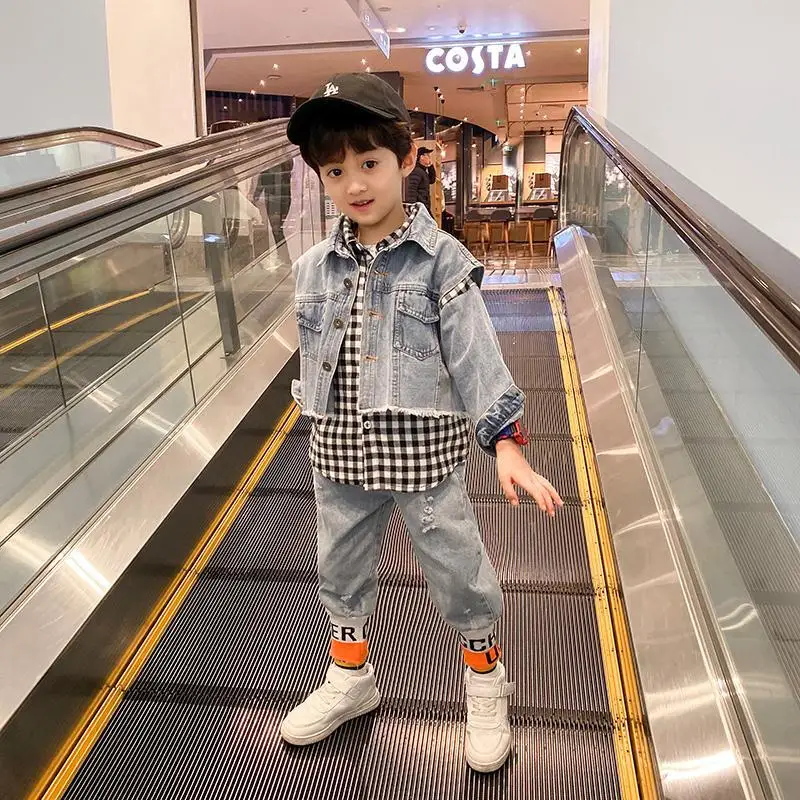 

2022 Spring and Autumn New Clothing Boys Suits Korean Kids Denim Three-piece Set Foreign Trendy Children's Clothes