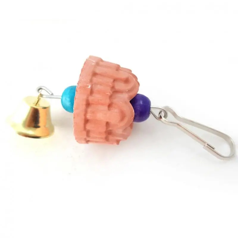 

10pcs/lot Grindstone Calcium Milk Bites Flower And Bird Toys Random Shape Squirrel Toy Molar String Parrot Chew Toy