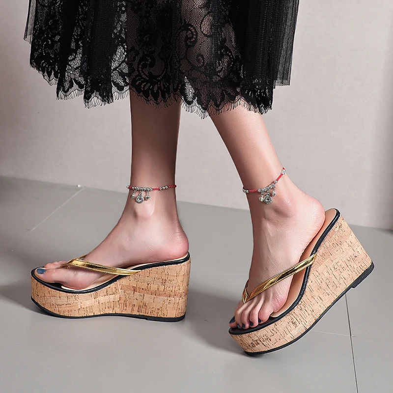 

2021 Fashion Women's Flip Flops Sexy High Heels Large Size Platform Wedges Pinch Slippers Mules Slippers Shoes Women Sandals