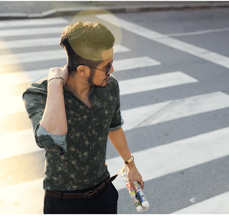 Рубашка мужская приталенная с цветочным принтом хлопок модная повседневная в