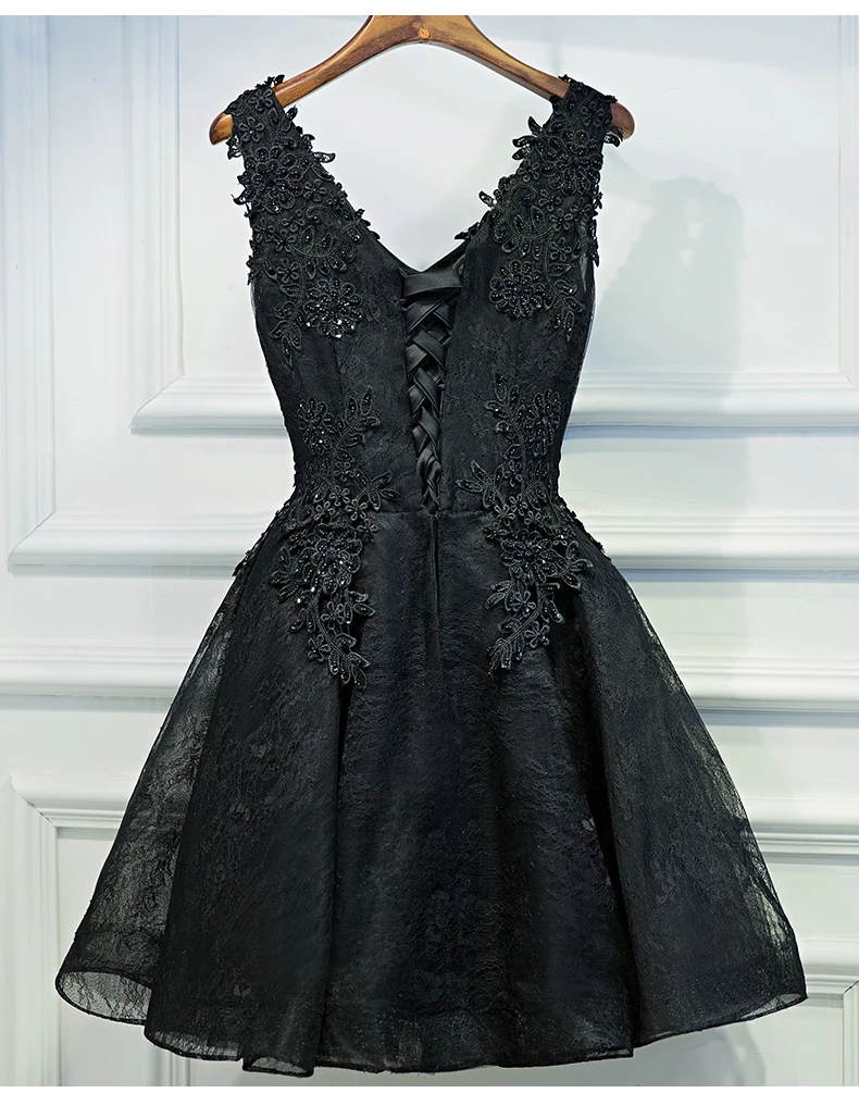 Коктейльное платье 2020 Черное короткое дизайнерское банкетное с V образным