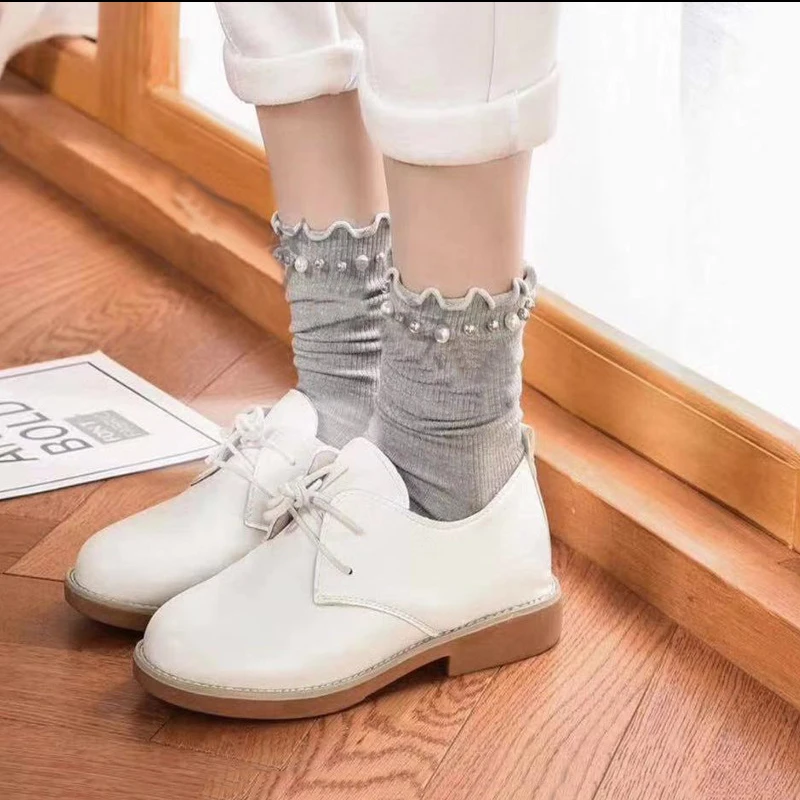 AWAYTR Women's Socks 2020 New Pearl-style Wavy Lace Decoration Cotton Sweet Youth Campus Sox Daily Thermal Hosiery For Girls