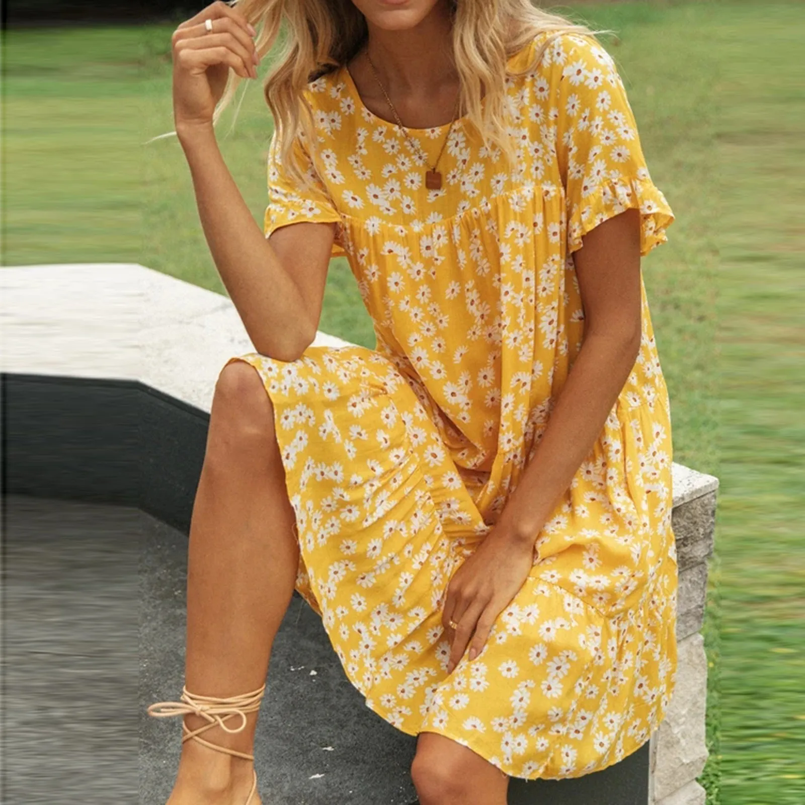 

2021 New Fashion Casual Women Loose Spring And Summer Short-sleeved Round Neck Print Hem Dress Solid Knee-length
