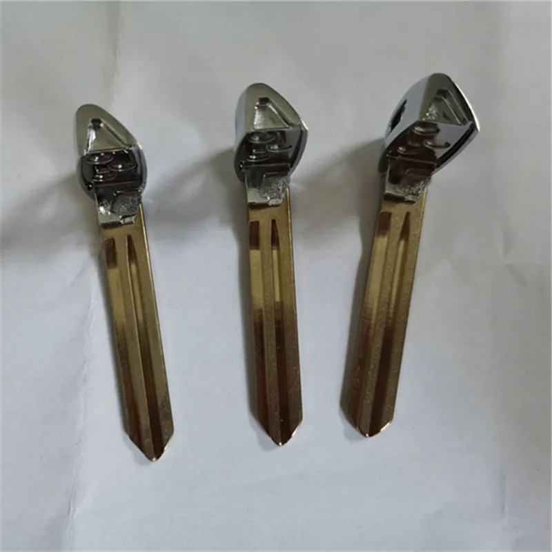 

DAKATU Emergency Smart Insert Key Blade For Kia K3