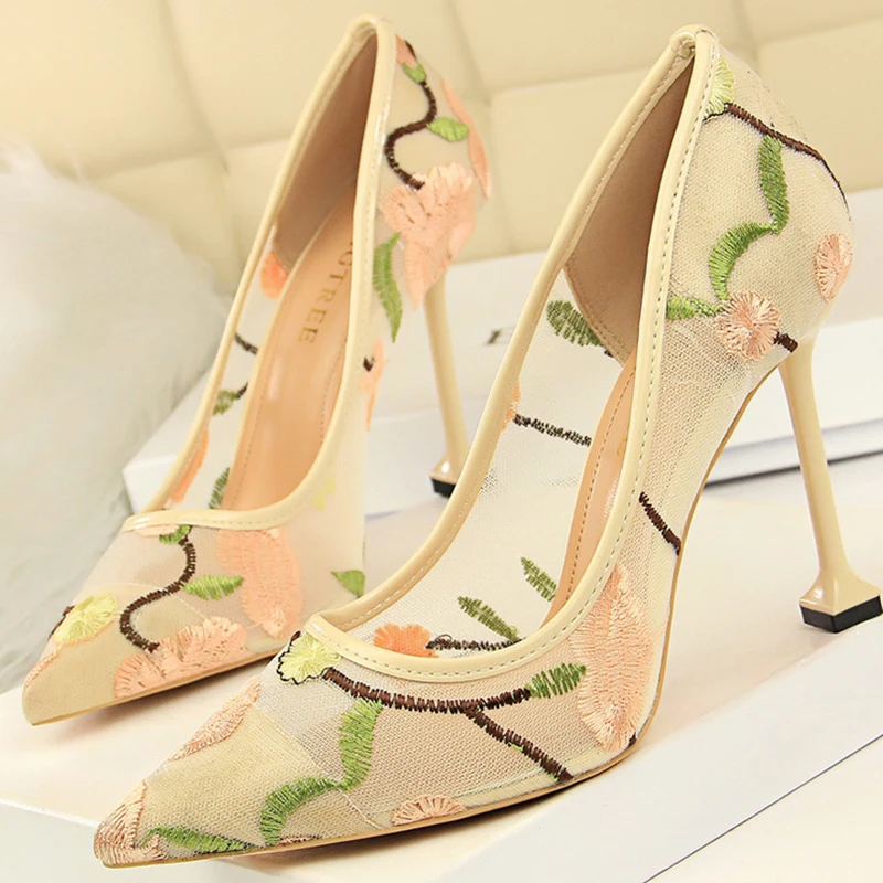 

Туфли-лодочки женские на шпильке 10 см, роскошные фетиш туфли с цветочной вышивкой, золотистые, для свадьбы, вечеринки, лето 2022