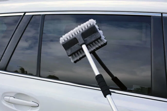 

Щетка для мытья крыш автомобиля или фургона, 70 см