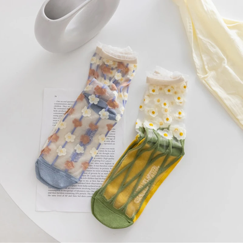 

1 Pair Mid-tube Women Socks Korea Style Casual Harajuku Transparent Crystal Silk Trend Cartoon Breathable Glass Silk Socks