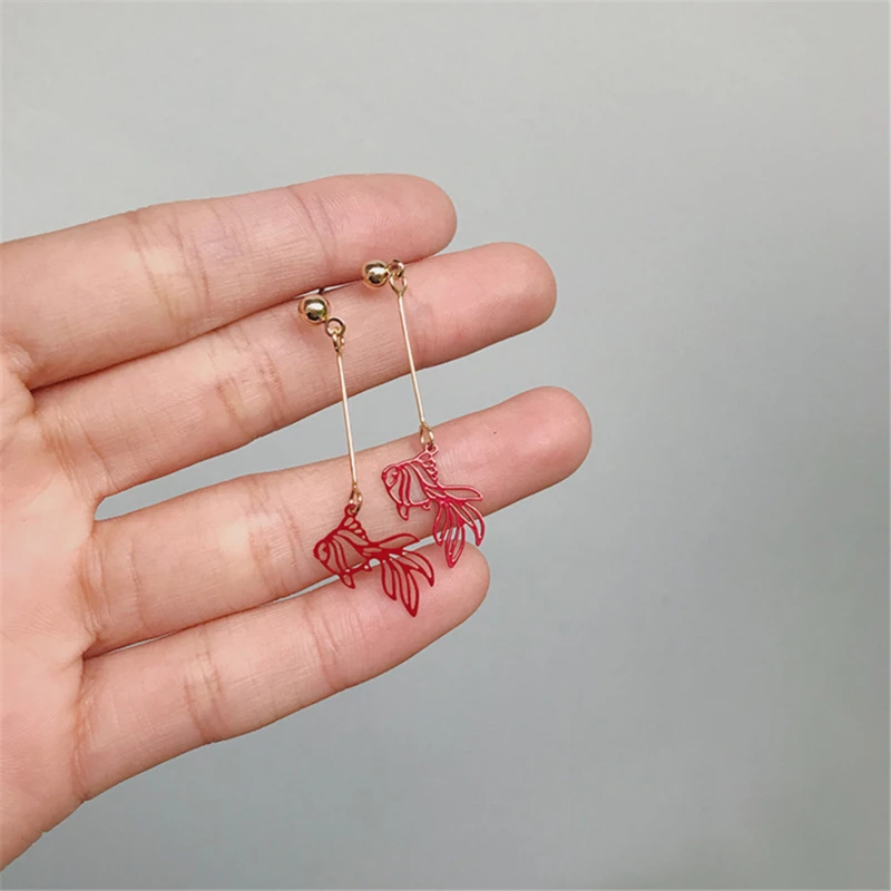 

Fashion Simple Hollow Red Goldfish Drop Earrings Creative Earring Long Dangle Earrings for Women Girls Party Jewelry Gifts