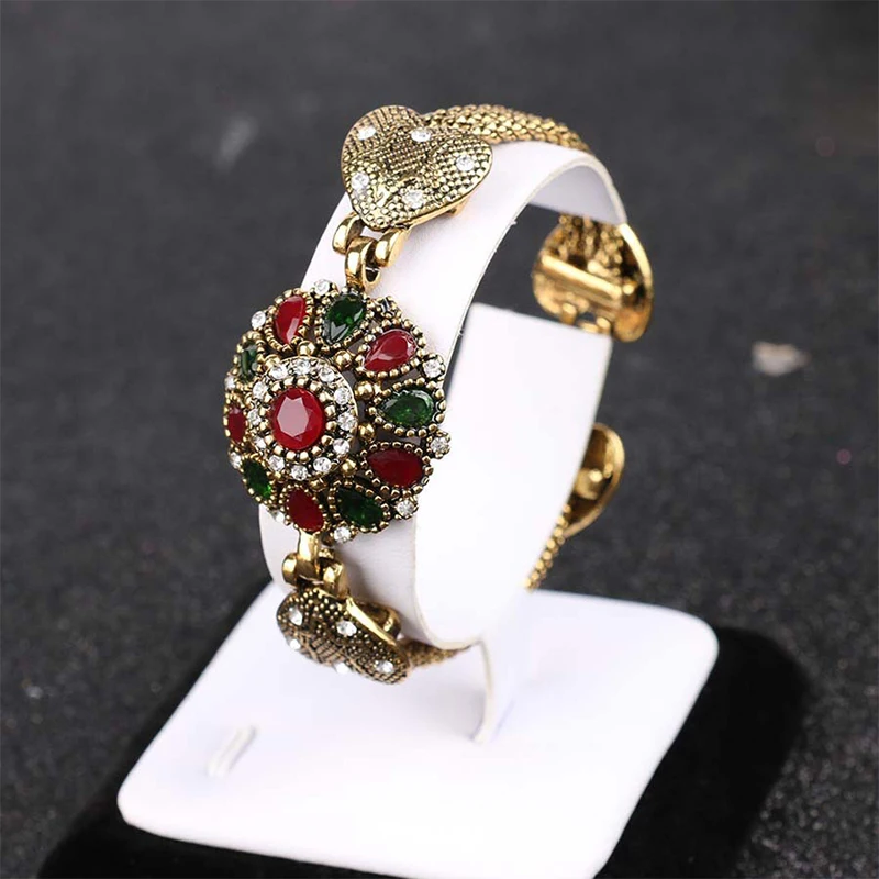 

Ethnic Bride Crystal Flower Bracelet For Women Tibetan Alloy Red Resin Gold Bangle Retro Bohemian Roman Antique Bracelet Jewelry