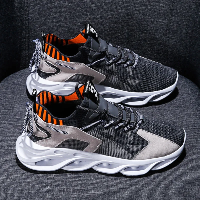 

Summer Trend Style Men's Casual Shoes 2020 New Fashion Breathable Mesh Light Personality Sneakers Flying Weaving Tenis Masculino