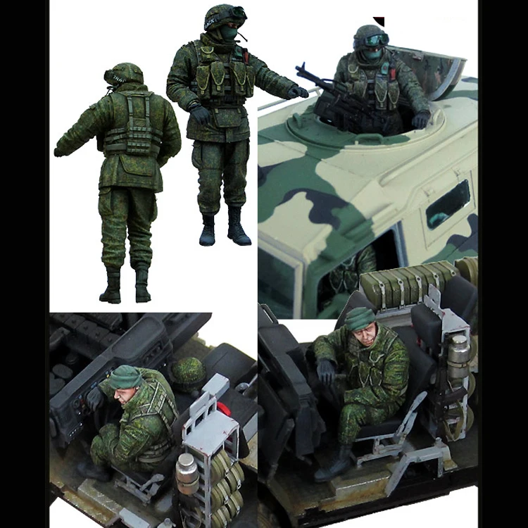 Сборный и Неокрашенный комплект 1/35 команда российских бронемашин полимерная