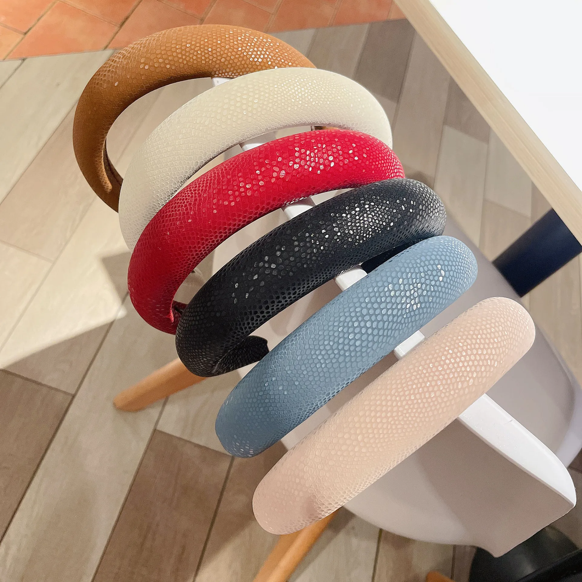 

Soft Dots Pu Leather Padded Headbands for Women Girls Thick Sponge Hairbands Ladies Hair Hoops Bezel Washing Hair Accessories