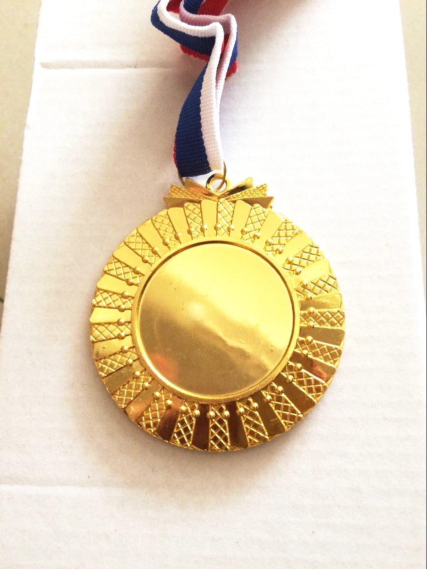 Бесплатная доставка универсальные школьные спортивные игры золотые серебряные