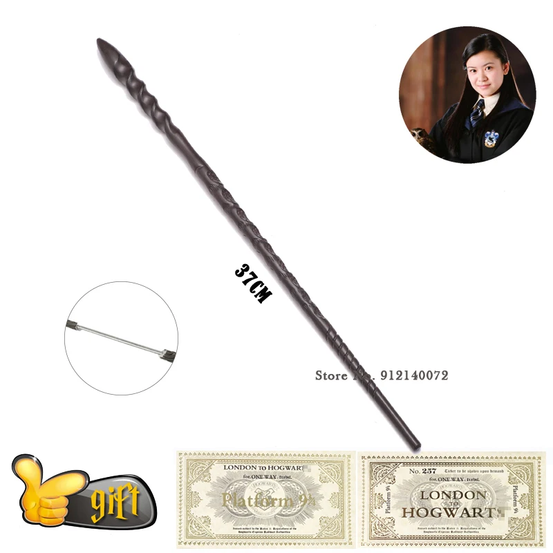 Волшебная палочка с металлическим сердечником и приглашениями на