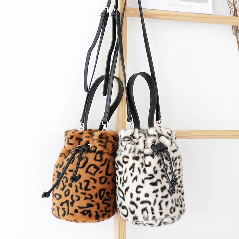 Меховая Сумочка милая плюшевая Портативная сумка-мешок модная сумочка на шнурке