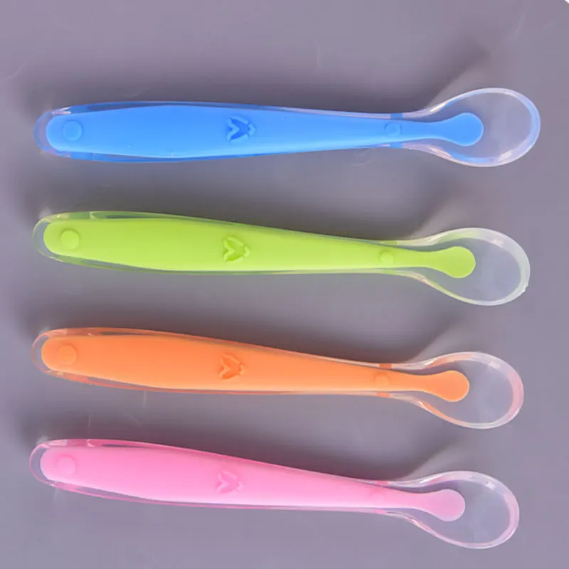 Cuchara antideslizante de entrenamiento para beb&eacute;, vajilla bonita de silicona de grado alimenticio para alimentaci&oacute;n de beb&eacute;, cuchara de alimentaci&oacute;n con caja de almacenamiento, 1 ud.-3