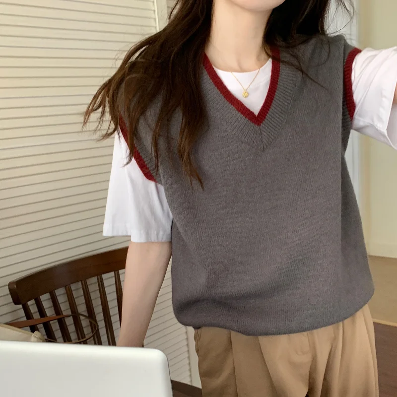 Женский трикотажный жилет с V-образным вырезом на осень/зиму | Женская одежда