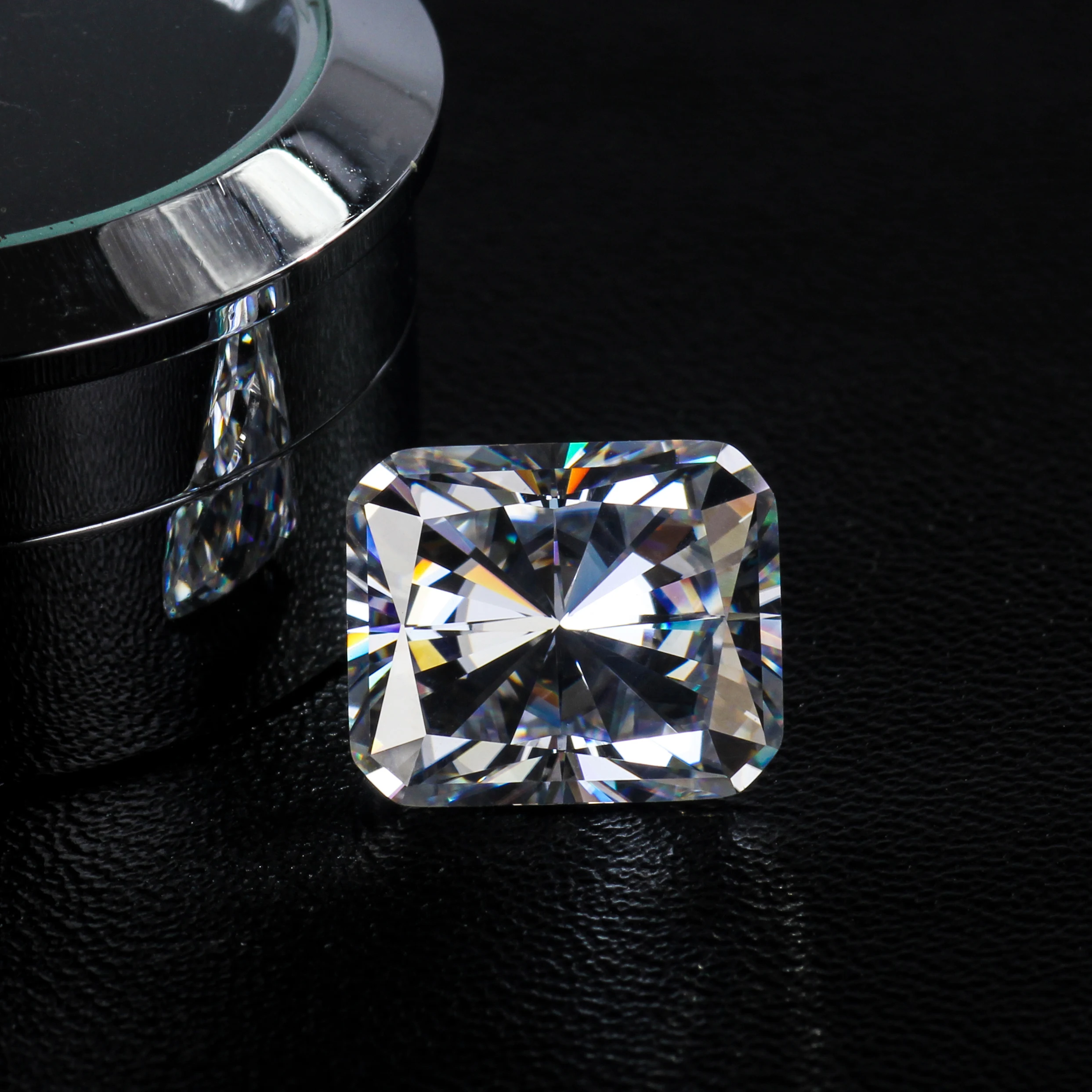 Восьмиугольная форма лучистого кроя 7x5mm 14x10mm DEF белого цвета VVS свободное кольцо с