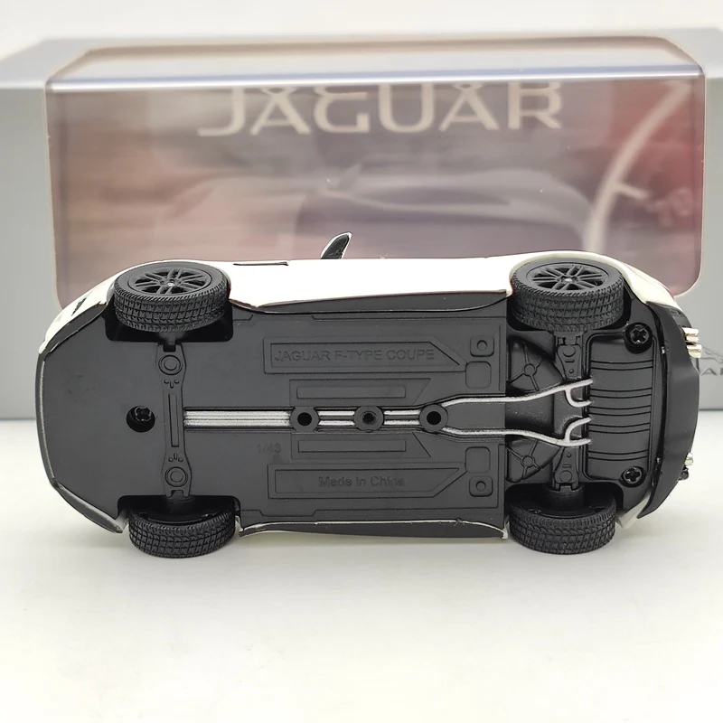 IXO 1:43 для J ~ GUAR F-TYPE Coupe &quotR&quot Polaris White 50JDCAFTCR литая под давлением модель Ограниченная
