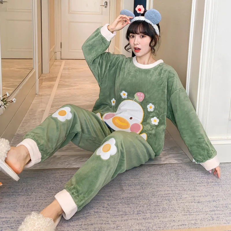 

Korean version new green flower cartoon duck flannel pajamas women's winter warm and lovely two-piece suit can be worn out