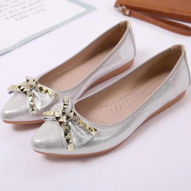 Туфли женские с бантом балетки лоферы без застежки заостренный носок