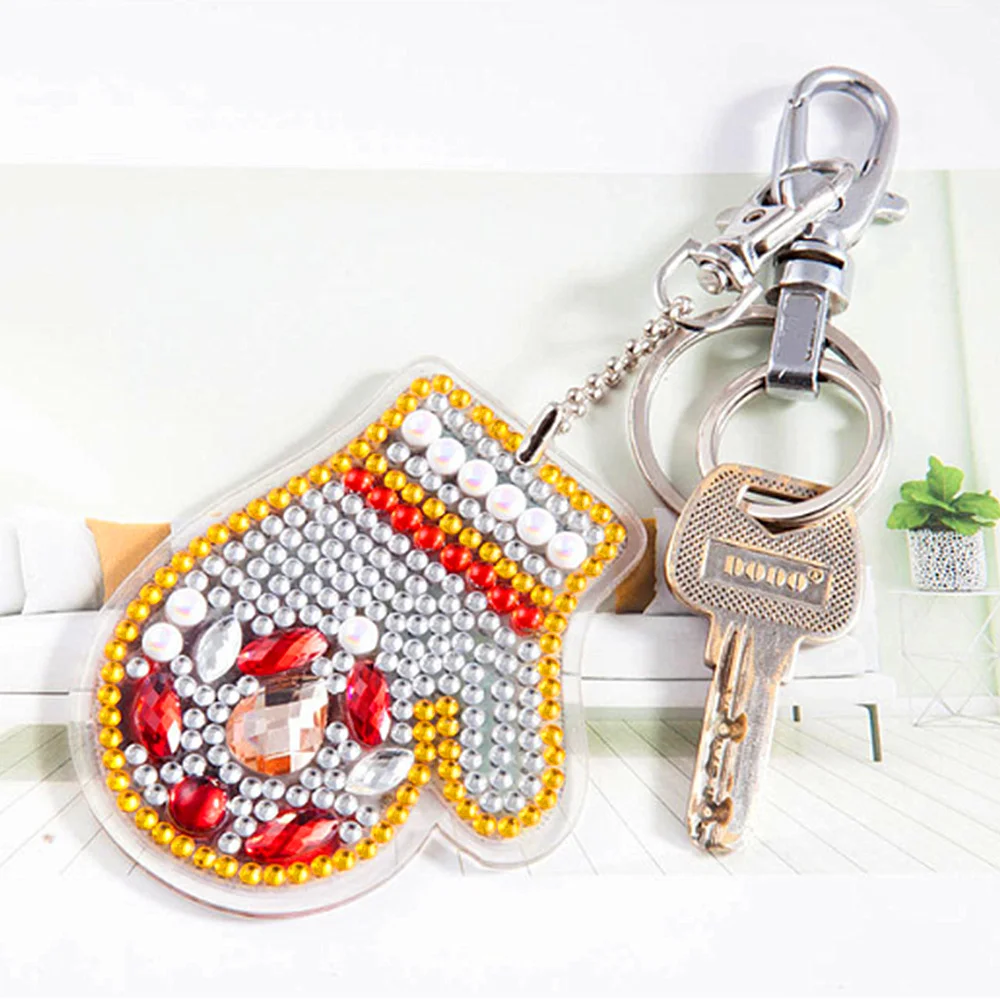 Брелок для ключей сделай сам лучший подарок на день рождения особая форма