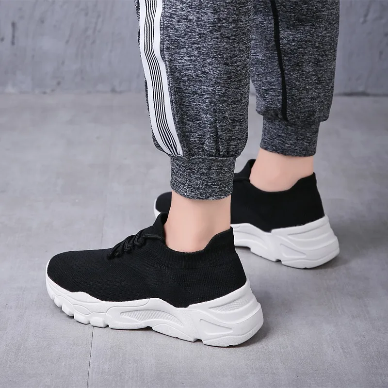 Женские теннисные туфли новые спортивная обувь для улицы прогулочные носки