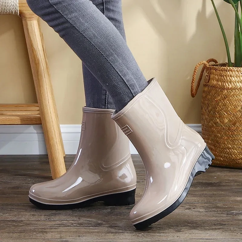 

Women Ankle Rain Boots Autumn Ladies Rubber PVC Waterproof Rain shoes Water Shoes Slip On Fashion Female Flats Rain Boots Woman