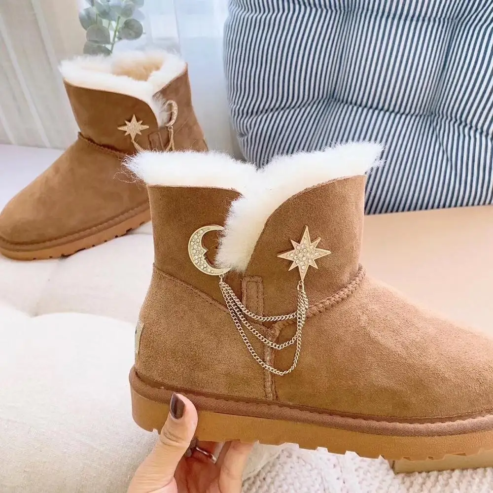 

2021 wholesale/retail high quality women's Australian classic snow boots with tassels real sheepskin natural fur winter boots