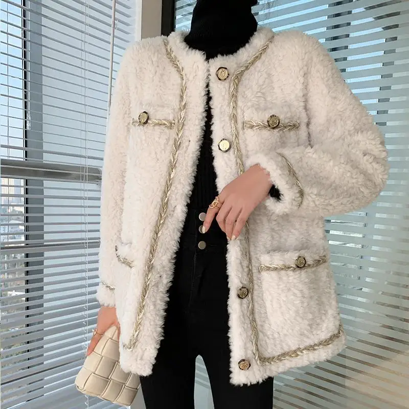 

2021 Autumn And Winter New Particle Imitation Sheep Shearing Lamb Wool Coat Female Fur Coat Short