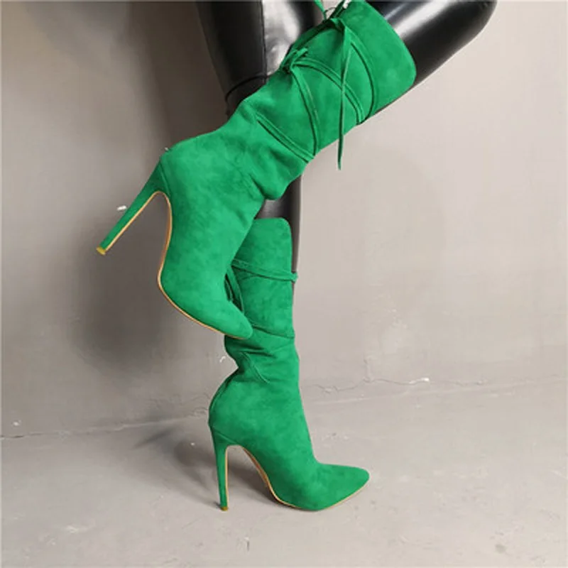 spesifikasi Nyata Wanita Hijau Suede Cross Lace-Up Boots Landasan Pacu Fashion Stiletto Tumit Menunjuk Toe Cut-Out Mid-betis Gaun Boots Sepatu