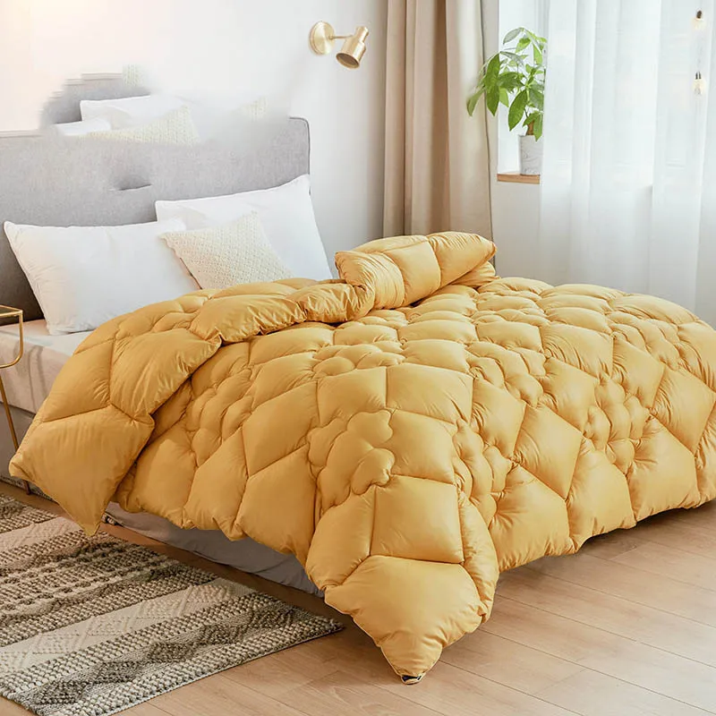 Утепленное одеяло на весну осень зиму теплое для дома и общежития комфортное