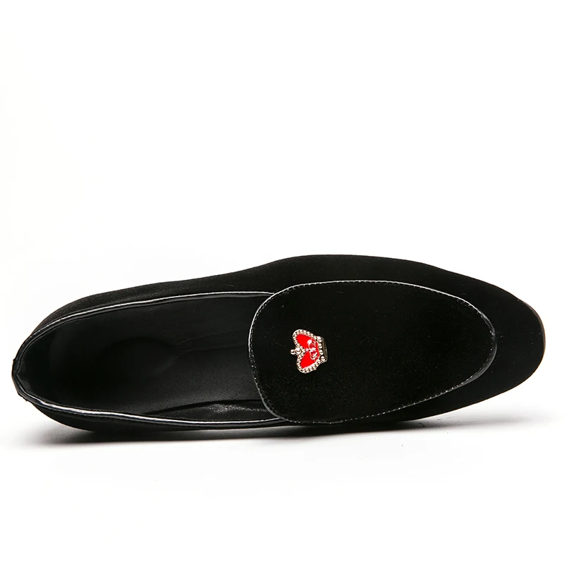 Великолепный дизайн Мужские лоферы для женщин корона украшения бархатные