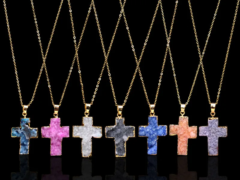 Крест винтажное ожерелье с природным камнем летний богемный чокер сердечками