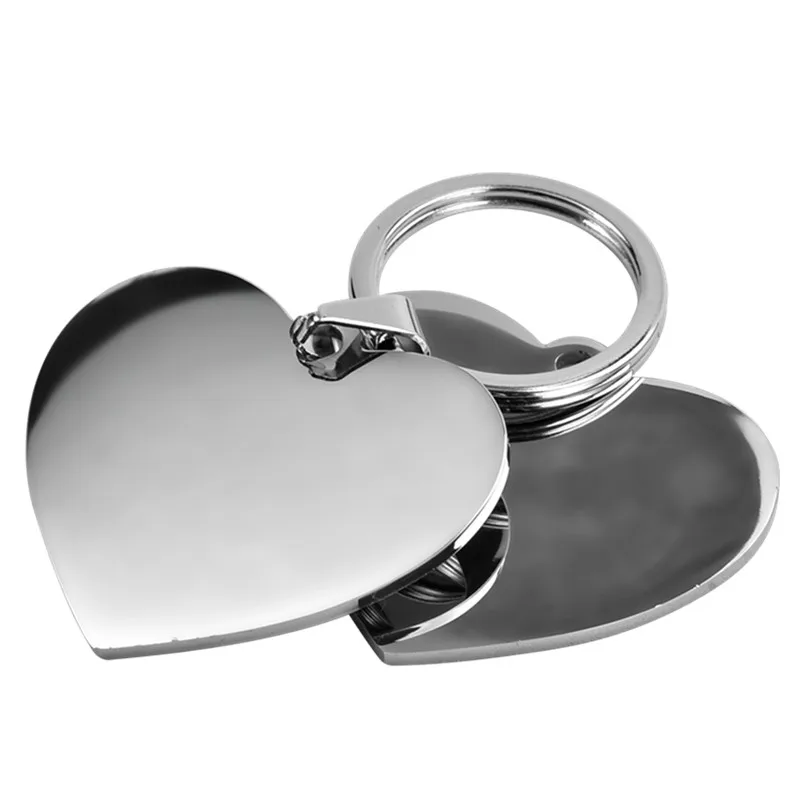 Металлический брелок для ключей с сердечками и гравировкой на обеих сторонах